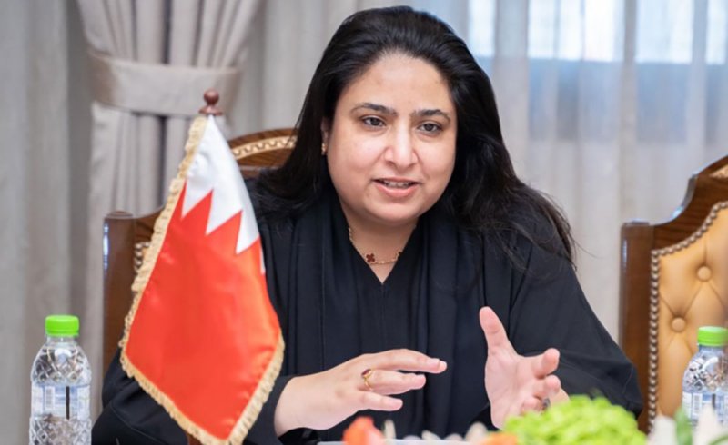 وكيل الخارجية تشيد بدور الأعلى للمرأة في دعم المرأة البحرينية والارتقاء بمكانتها في المجتمع