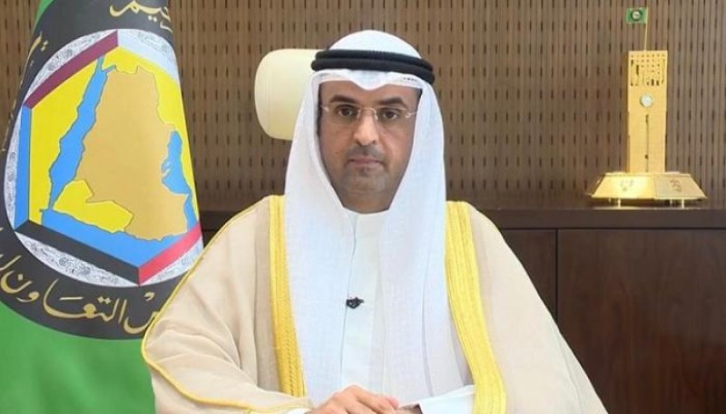 الأمين العام لمجلس التعاون يرحب بوقف إطلاق النار في ليبيا