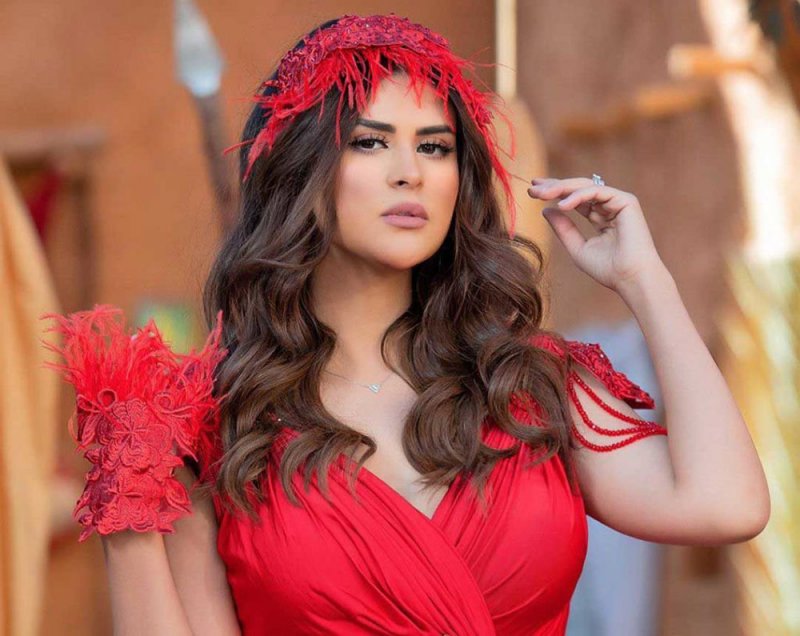 الفنانة سلمى رشيد تصدر "دار هالي قلبي"