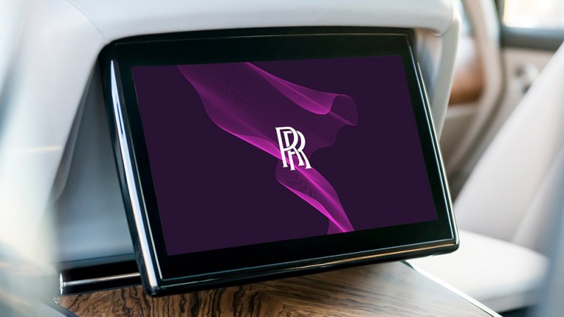 رولز رويس تكشف عن الهوية الجديدة للعلامة