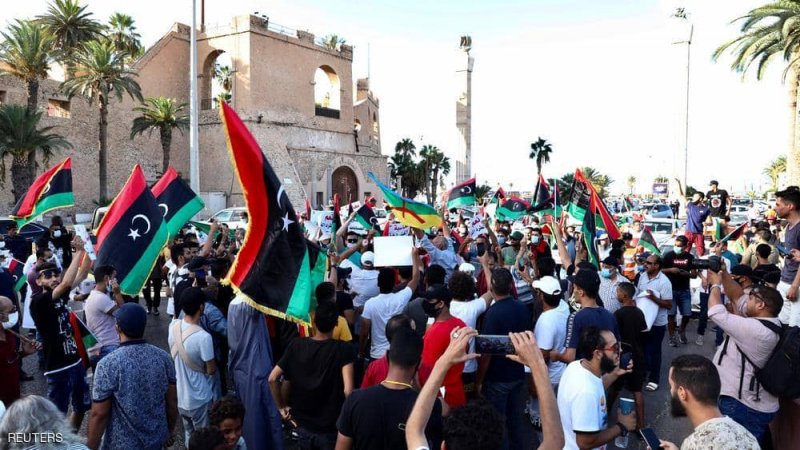  ميليشيات طرابلس للمحتجين: ابقوا في بيوتكم أو "واجهوا الموت"