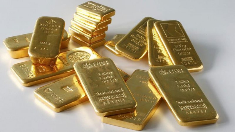 الذهب يقفز 1.5% بفعل تراجع الدولار واستراتيجية جديدة من المركزي الأميركي