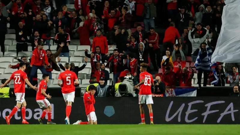 تصفيات "دوري الأبطال" تضع بنفيكا في مواجهة باوك