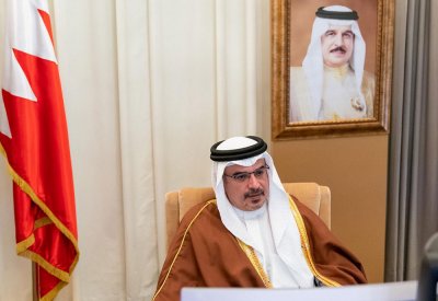 سمو ولي العهد يؤكد أن صحة وسلامة المواطنين والمقيمين أولوية قصوى يسعى لتحقيقها فريق البحرين