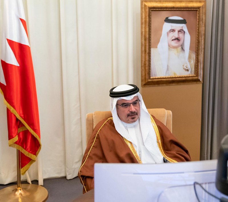 سمو ولي العهد يؤكد أن صحة وسلامة المواطنين والمقيمين أولوية قصوى يسعى لتحقيقها فريق البحرين