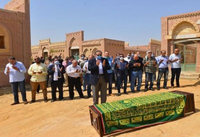 حضور فني "محدود" في جنازة عايدة كامل