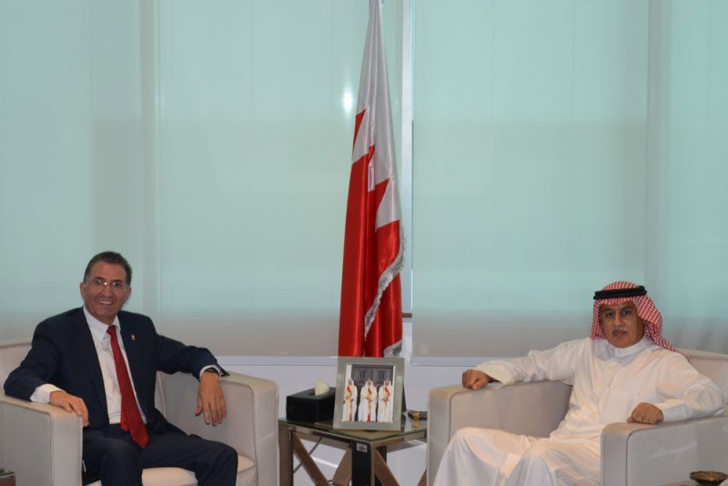 وزير الصناعة يستقبل القنصل الفخري للاتحاد السويسري