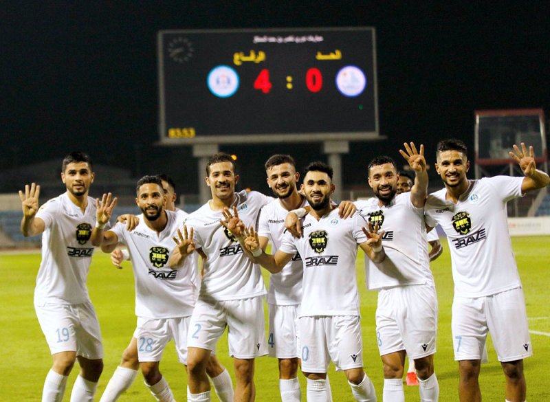 بالصور: السماوي يضرب بقوة ويجرع الحد مرارة الرباعية