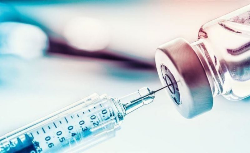 إيقاف التجارب السريرية مؤقتًا على لقاح جامعة أوكسفورد البريطانية