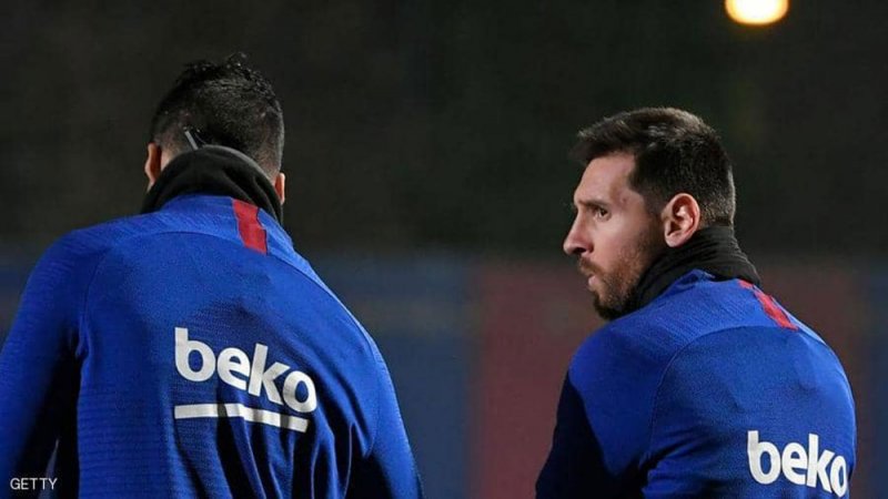 ميسي يعود لتدريبات برشلونة ورسالة "غامضة" من سواريز