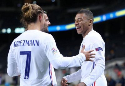 أزمة بين منتخب فرنسا وباريس سان جرمان بسبب مبابي