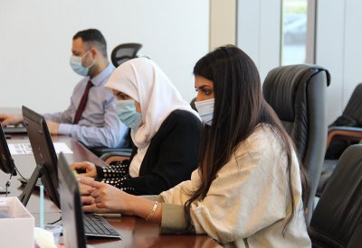 مجلس المناقصات يفتح مظاريف 36 عطاءً لثماني مناقصات ومزايدتين