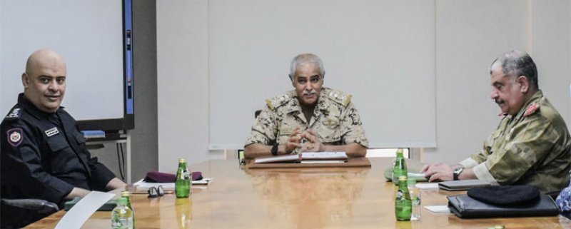 رئيس هيئة الأركان يترأس اجتماع لجنة الدفاع والأمن الوطني‎
