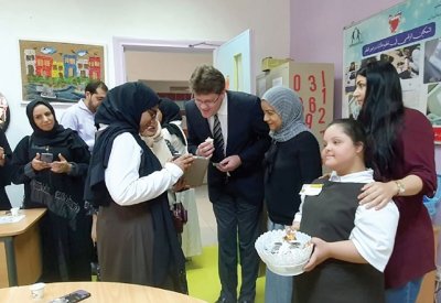 "العهد الزاهر" شاهداً على ريادة المرأة البحرينية في مجال التعليم
