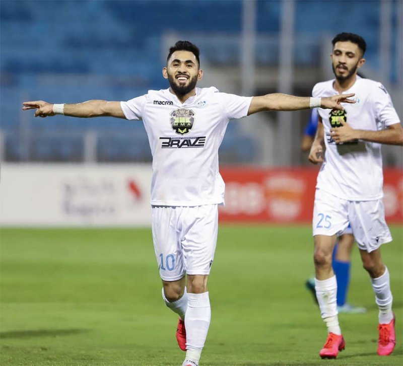 "الأسود" في صدارة الهدافين