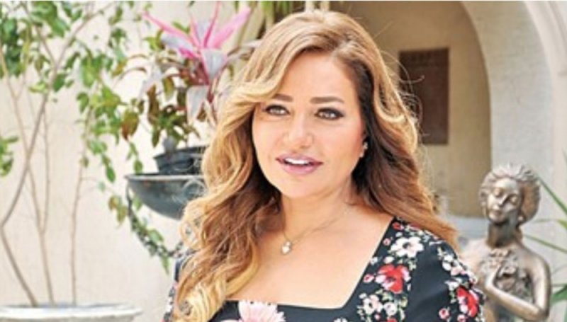 ليلى علوي تحتفل بسنة جديدة بالتقويم المصري القديم