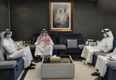 سفير البحرين في الرياض يستقبل الأمين العام المساعد بأمانة مجلس التعاون