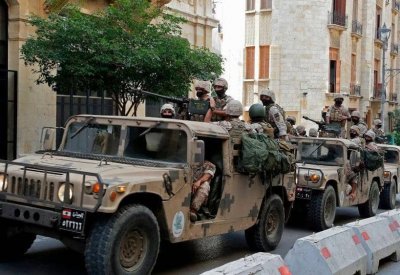 مصدر عسكري: مقتل 4 جنود لبنانيين وإرهابي بمداهمة