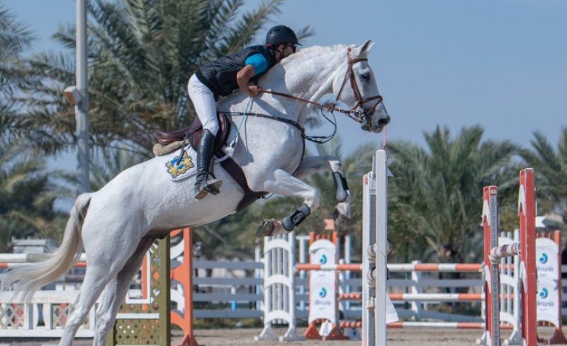 عيسى بن عبدالله يعتمد الجدول الزمني لبطولات جمال الخيل وقفز الحواجز