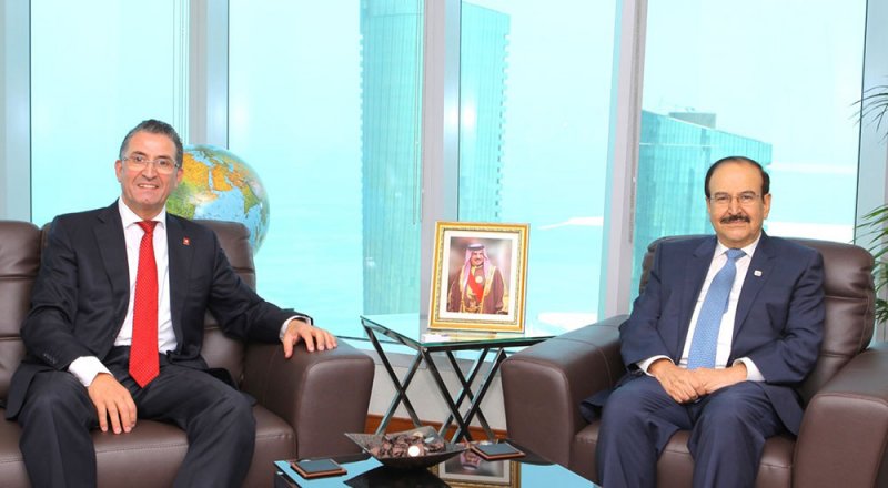 ميرزا يناقش مع القنصل السويسري فرص المشاركة في مجال توليد طاقة الرياح والطاقة الشمسية