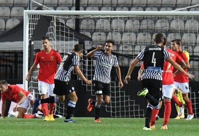 دوري أبطال أوروبا.. "البطل القديم" يودع مبكرا جدا