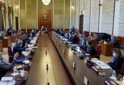 العراق.. اعتقال مسؤولين بحملة ضد الفساد يقودها الكاظمي