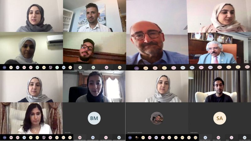 حاضنة أعمال جامعة البحرين تطلع طلبتها على بيئة ريادة الأعمال بالمملكة