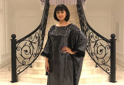 هيفاء حسين ترد على انتقادات فارق العمر مع زوجها "متزوجة واحد مخليني ملكة"