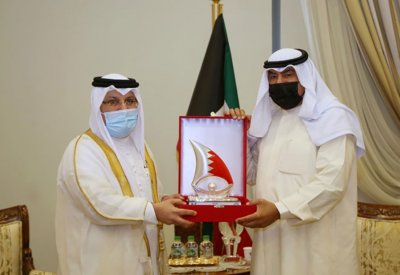 نائب وزير الخارجية الكويتي يستقبل سفير البحرين