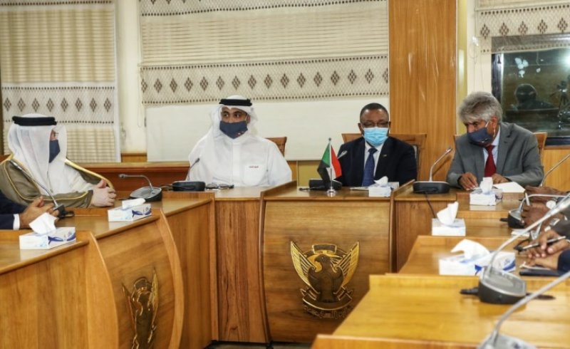 وزير الخارجية السوداني يشيد بجهود جلالة الملك المفدى الإنسانية