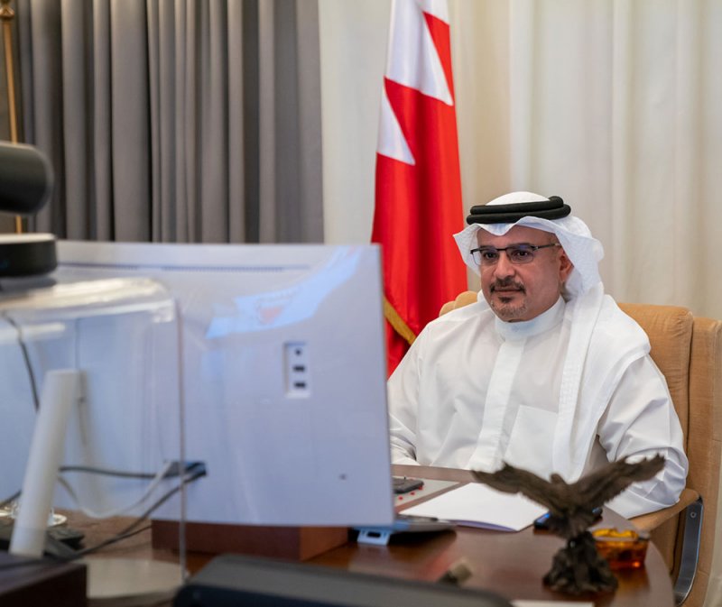 سمو ولي العهد:  يجب أن نلتزم للبحرين بكافة الإجراءات بعزمٍ ومسؤولية لمدة أسبوعين.. وتأجيل الدراسة