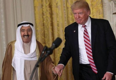 ترامب يمنح أمير الكويت وسام الاستحقاق العسكري