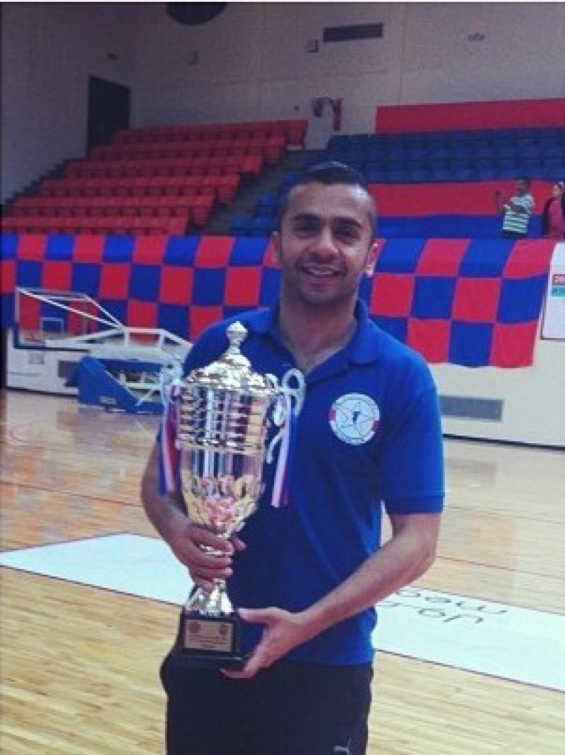 الموسوي مدربًا مساعدًا ليد الاتحاد