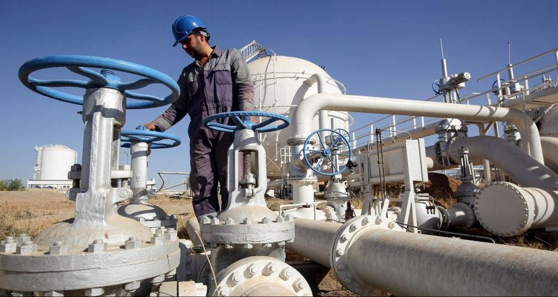 باركليز يرفع توقعاته لسعر النفط لـ43 دولارا لبرنت