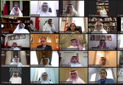 وزير الخارجية يجتمع مع سفراء البحرين في الخارج