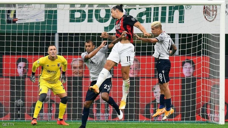 "العجوز" إبراهيموفيتش يمنح ميلان الفوز بهدفين أمام بولونيا