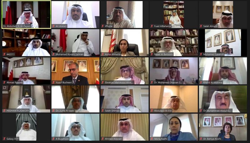 وزير الخارجية يجتمع مع سفراء البحرين في الخارج
