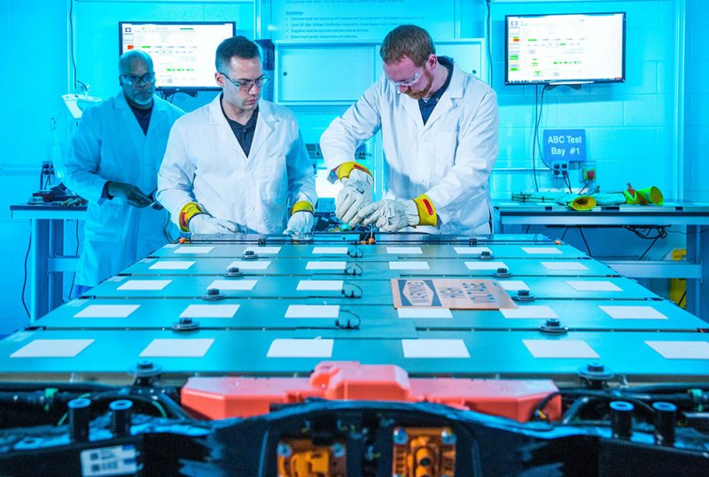 "جنرال موتورز" الكهربائية المستقبلية ستقدّم نظاماً لاسلكياً لإدارة البطارية