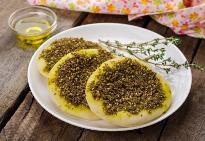 يوم الزعتر العالمي.. عشبة تمنع الكوابيس وتساعد على التفوق