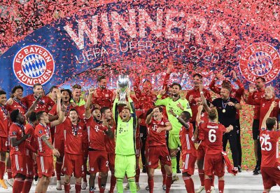 بايرن ميونخ يتوج بكأس السوبر الأوروبي ويكمل "الرباعية"