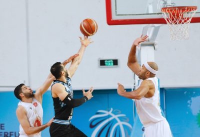 بالصور.. المحرق يكسب المركز الثالث بدوري زين