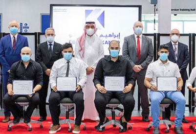 إبراهيم خليل كانو تحتفل بتخريج أول دفعة من المتدربين في مجال صباغة وسمكرة السيارات