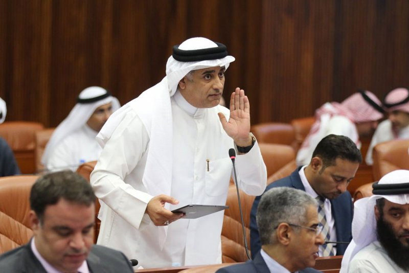 ممدوح الصالح يشيد بتوجيهات سمو ولي العهد للتكفل ب 50% من رواتب البحرينيين في القطاع الخاص