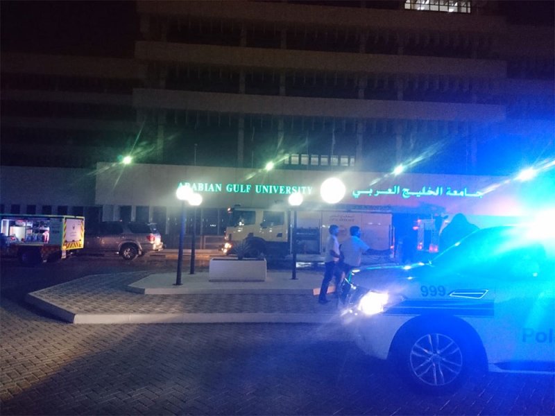 بالصور: حريق بجامعة الخليج.. وإغلاق المبنى غدا