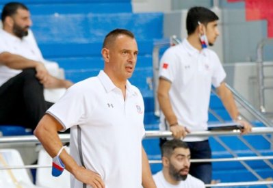 المدرب بيدرو.. "بغه يكحلها عماها"!