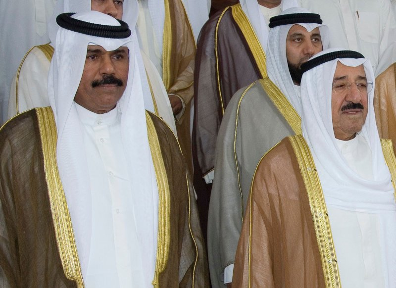 من هو الشيخ نواف الأحمد الجابر الصباح أمير الكويت الجديد؟