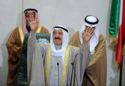 الآن: بالفيديو: وصول جثمان أمير الكويت الراحل