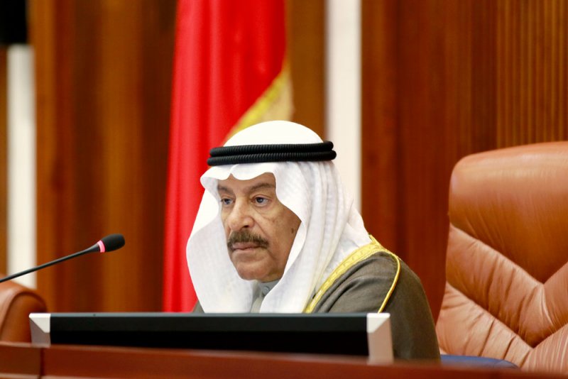 رئيس مجلس الشورى يعزي رئيس مجلس الأمة بوفاة المغفور له أمير دولة الكويت الراحل