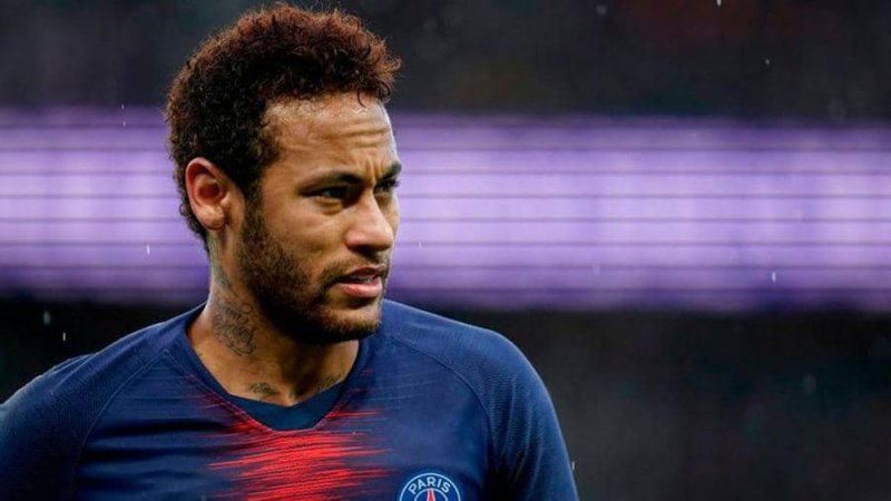 بـ34 مليون يورو.. ضربة "قاصمة" لنيمار
