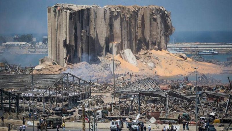 كارثة بيروت.. التحقيق مستمر ووزراء العدل يدلون بإفاداتهم